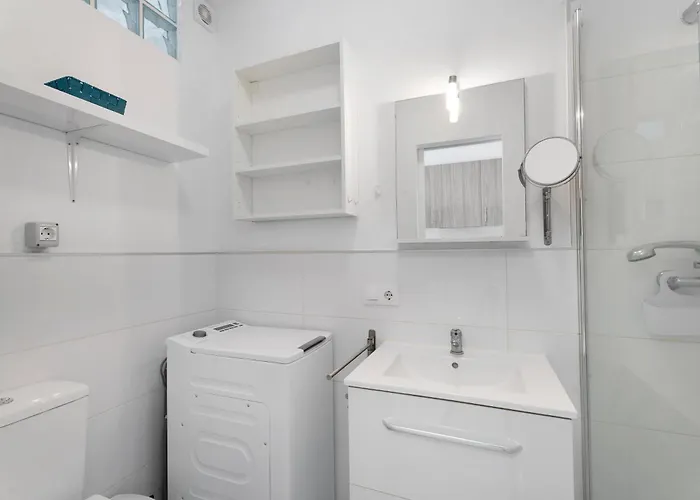 Island Village Heights أذيخي