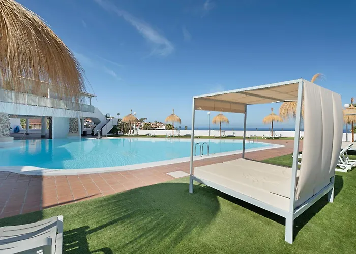 Island Village Heights