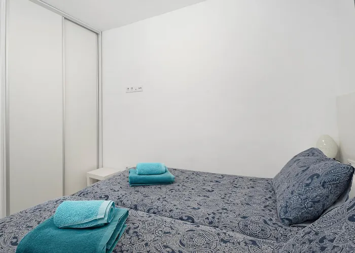 Island Village Heights Appartamento