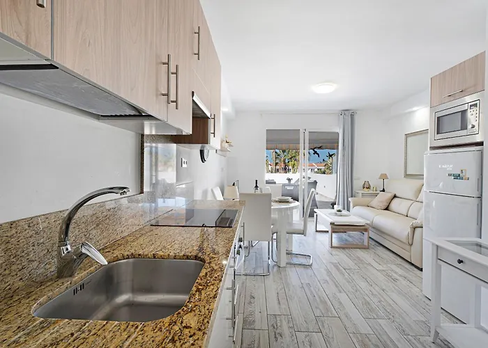 شقة Island Village Heights