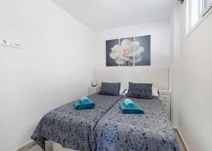 Island Village Heights Appartamento