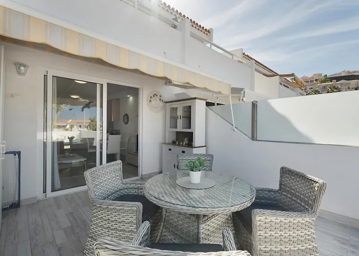 Island Village Heights أذيخي